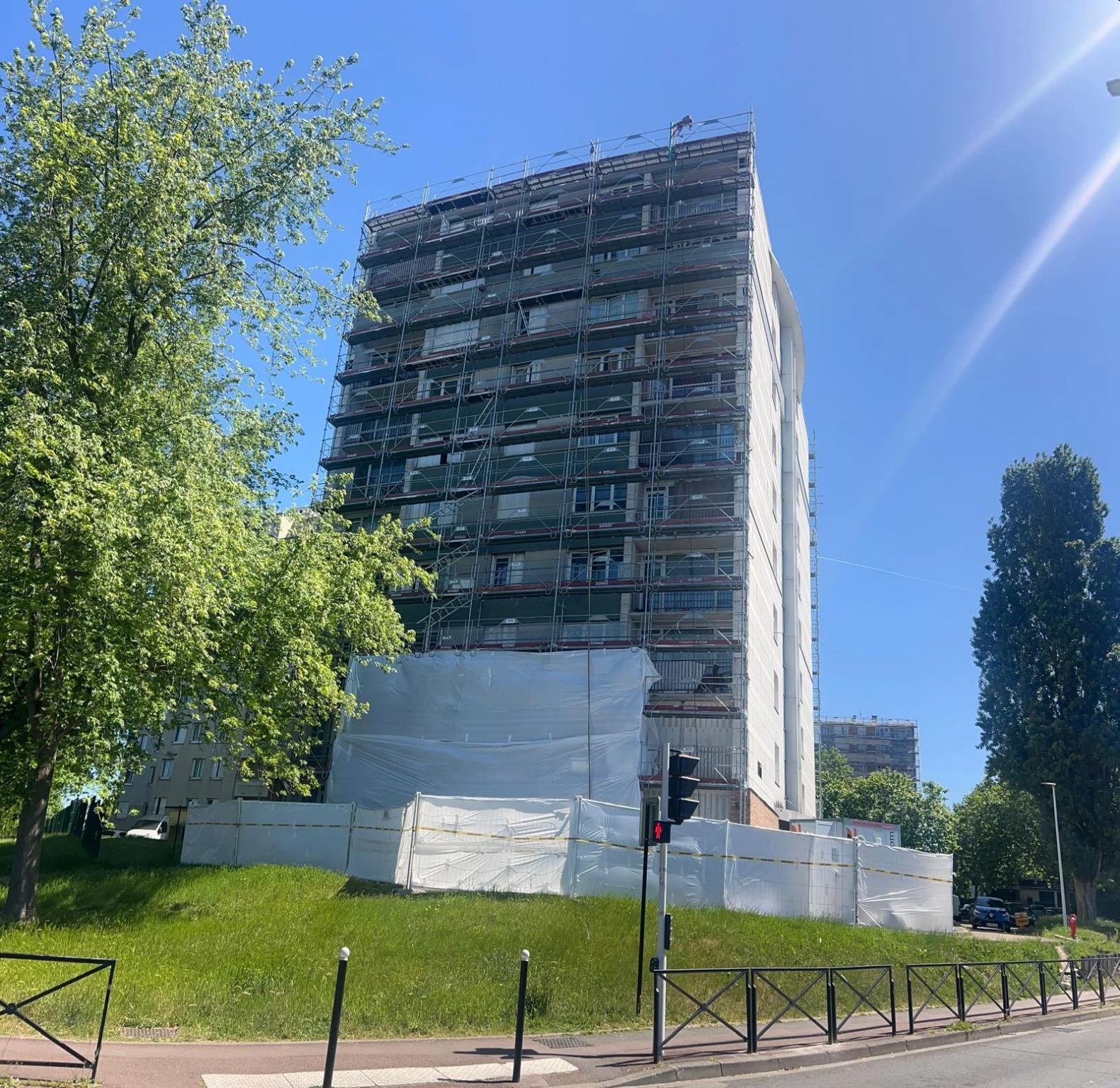  Garges-lès-Gonesse - façade - Désamiantage 
